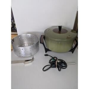 Vintage Retro Sunbeam Alluminum Cast Steamer Model CF-90